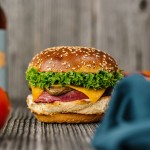 Slovenský Regal Burger predstavuje vegetariánsku novinku